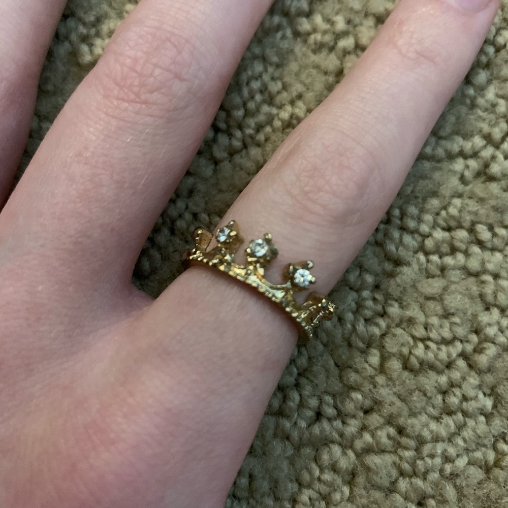 crown ring